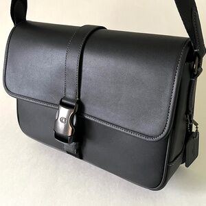 NEW Coach League Messenger Bag - Black Crossbody Leather Purse